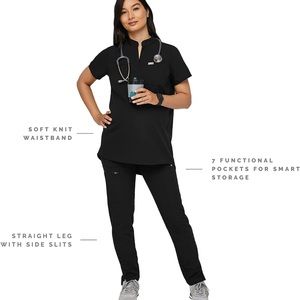 Figs maternity black scrub set - small